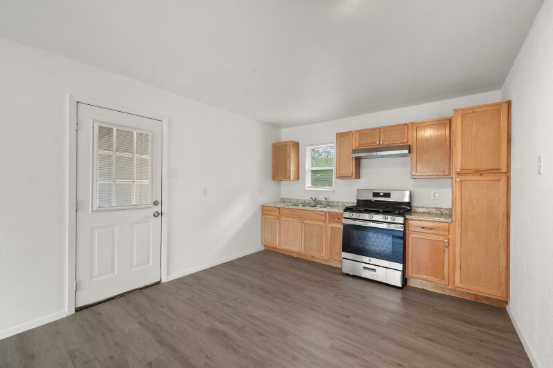 Building Photo - 3003 Williams Dr