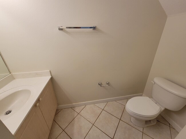 Building Photo - 3974 Grove Park Dr