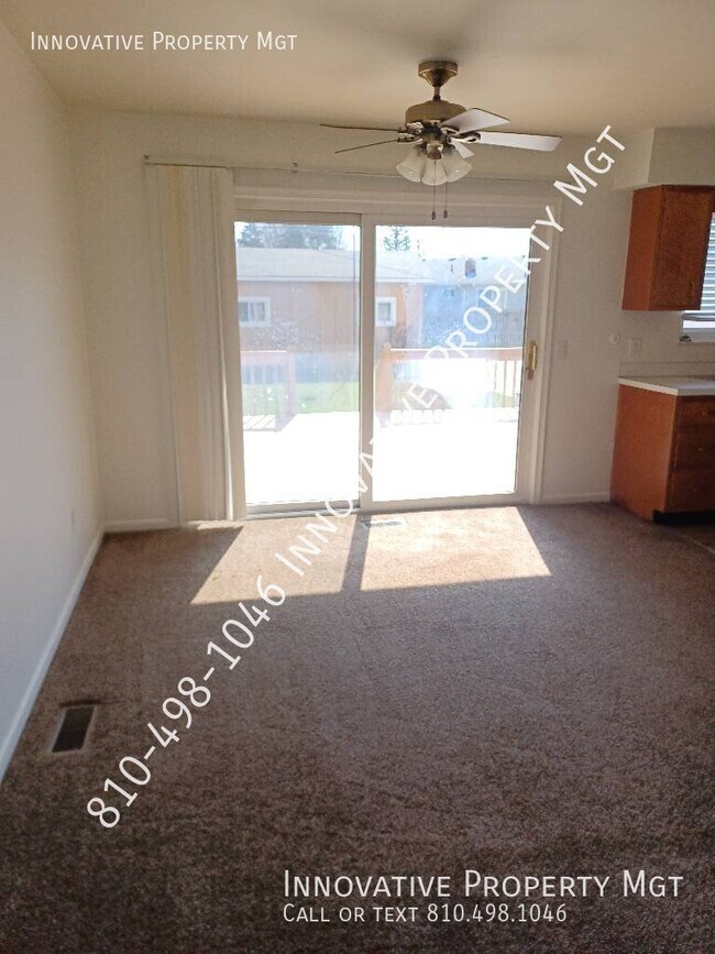 Building Photo - 3462 Ridgecliffe Dr