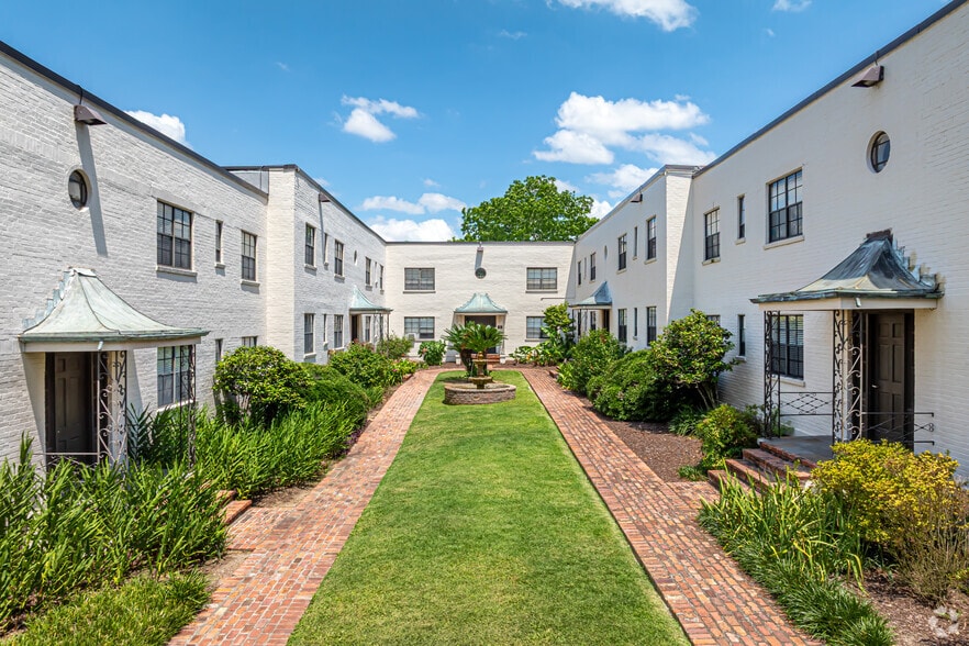 Building Photo - Capitol View Apartments