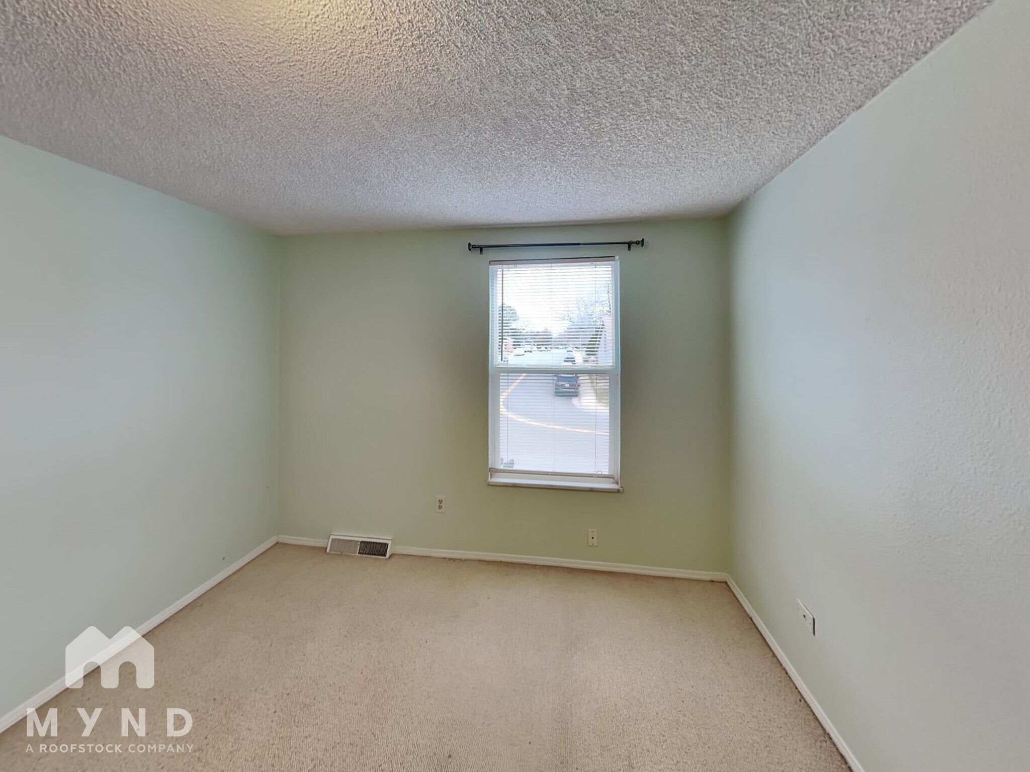 Building Photo - 12446 E Amherst Cir