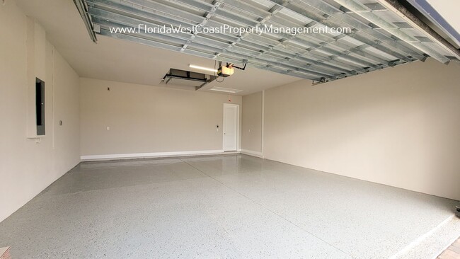 Building Photo - OUTSTANDING HOME IN THE ISLES AT LAKEWOOD ...