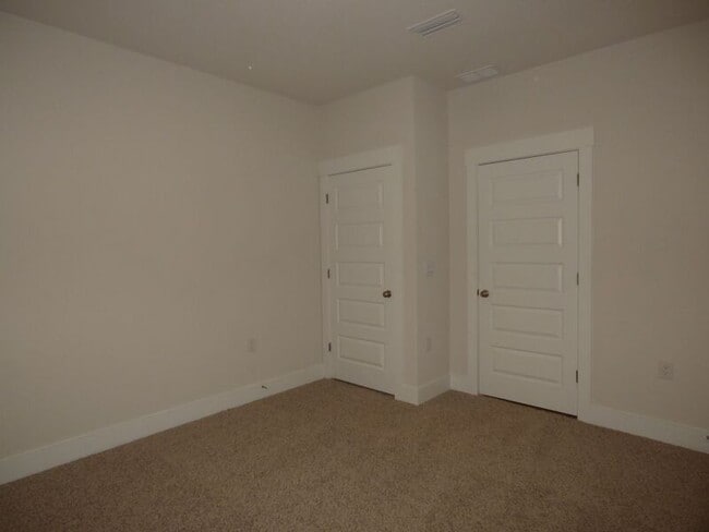 Building Photo - 5753 Danbury Blvd