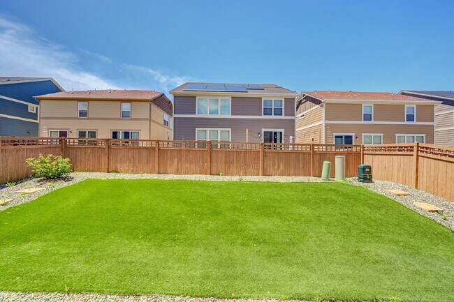 Building Photo - $3,325 - 3 Bed, 3 Bath Home in Centennial ...