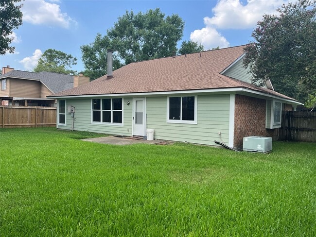 Building Photo - 2703 Hot Springs Dr