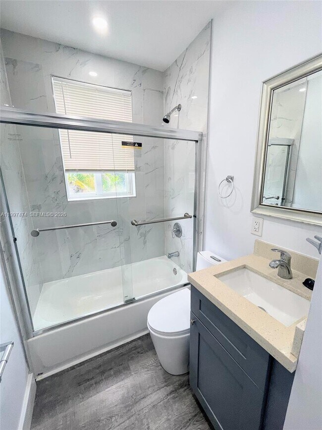 Building Photo - 1036 SW 5th St