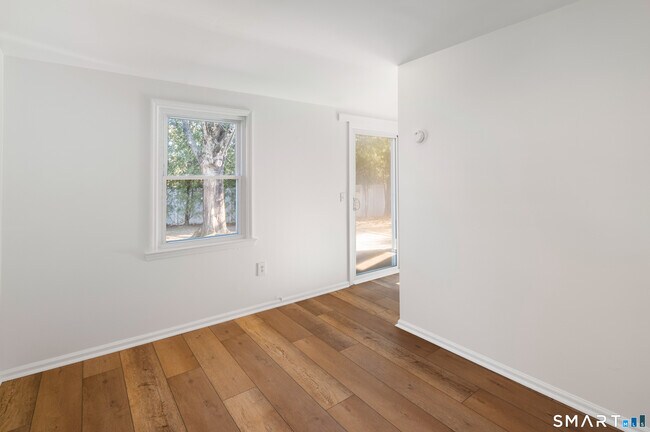 Building Photo - 1329 Stillwater Rd