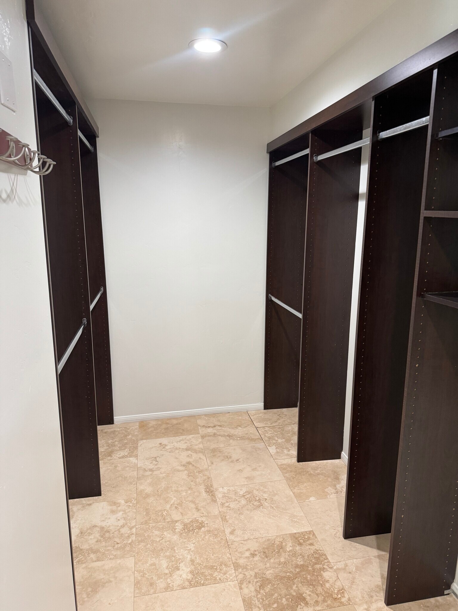 Building Photo - 1232 Saint Helene Ct