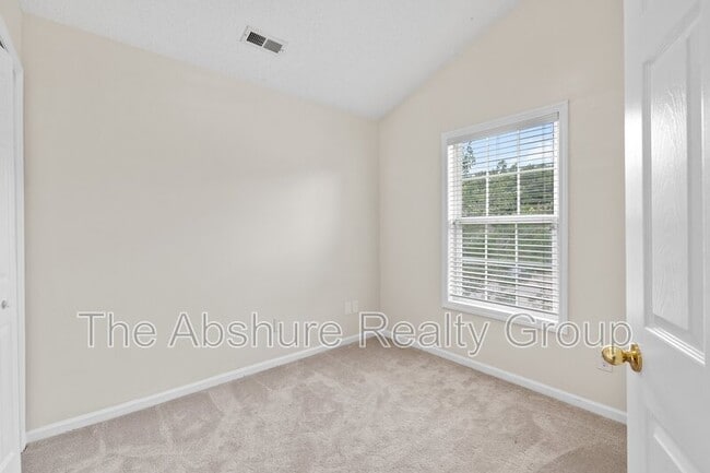 Building Photo - 4224 Lake Woodard Dr