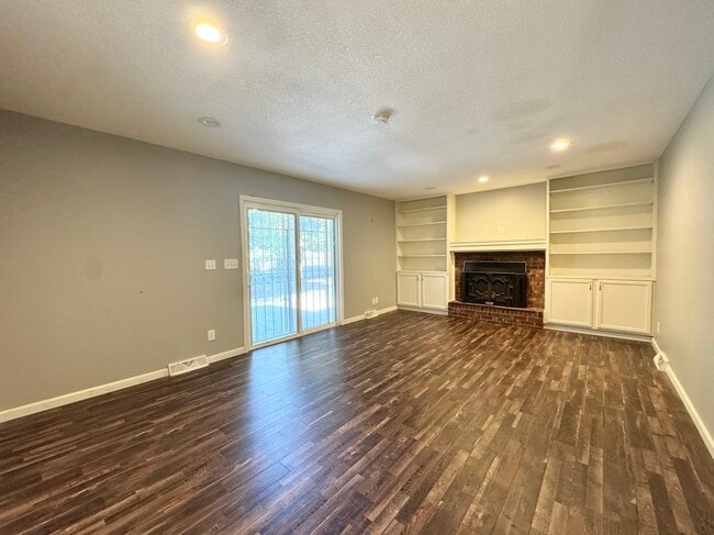 Building Photo - 3640 Walnut St