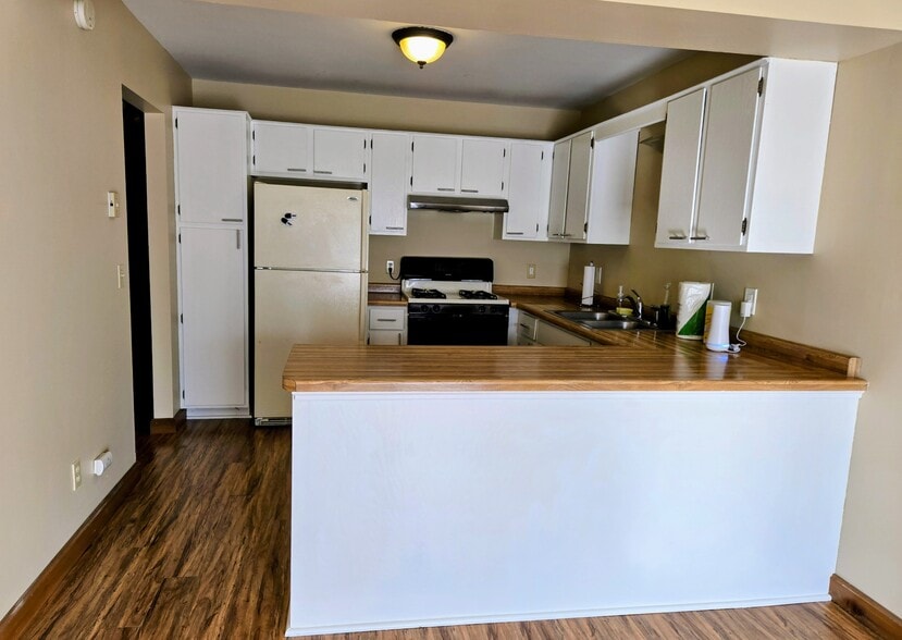 Building Photo - 5411 72nd circle n