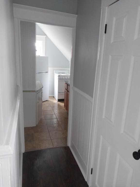 Building Photo - 48 Covell St