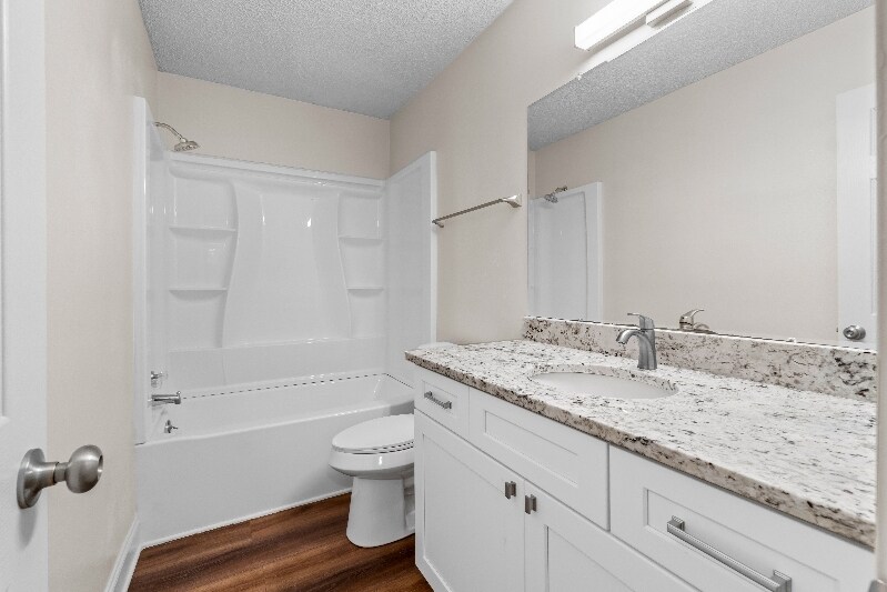 Building Photo - 11011Cal Mead Rd