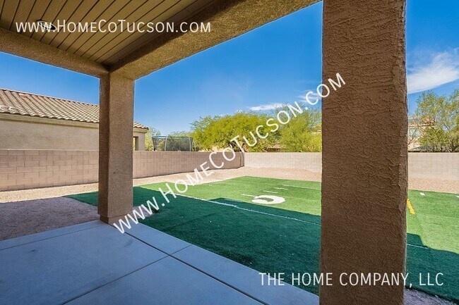 Building Photo - 6645 E Gehrig Ln