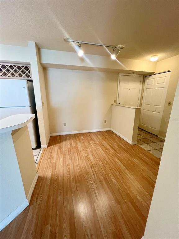 Building Photo - 824 Camargo Way