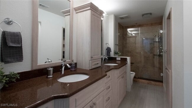 Building Photo - 859 Tanbark Dr