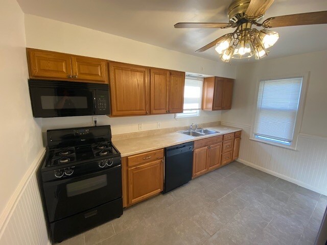 Kitchen - 7210 Amherst Ave