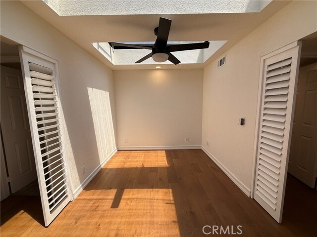 Building Photo - 860 Calle del Sol