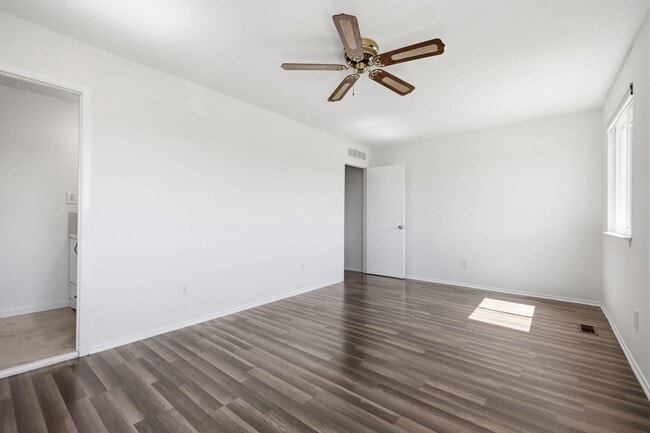 Building Photo - 1514 Marcy Pl