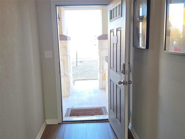 Building Photo - 300 Windy Reed Rd