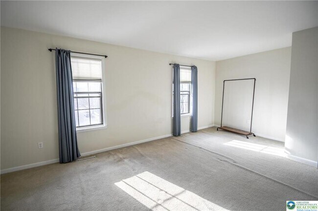 Building Photo - 2505 Madison Ave