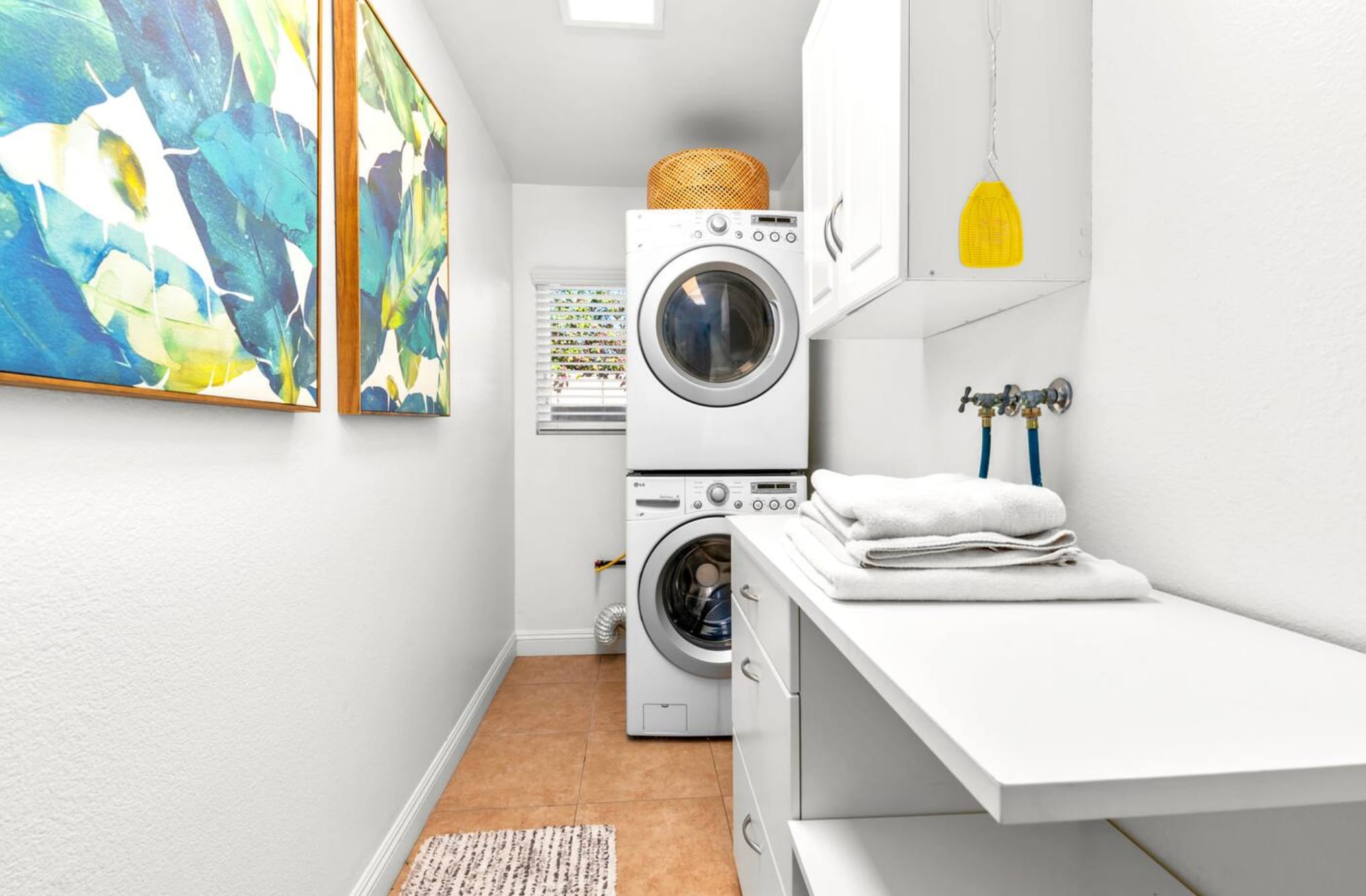 Building Photo - 3260 Geddes Dr