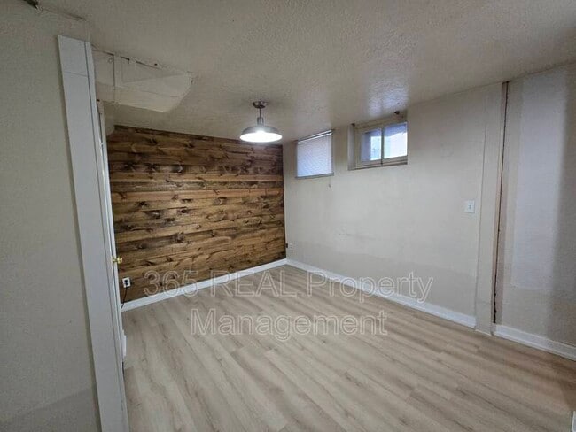 Building Photo - 1820 8th Ave
