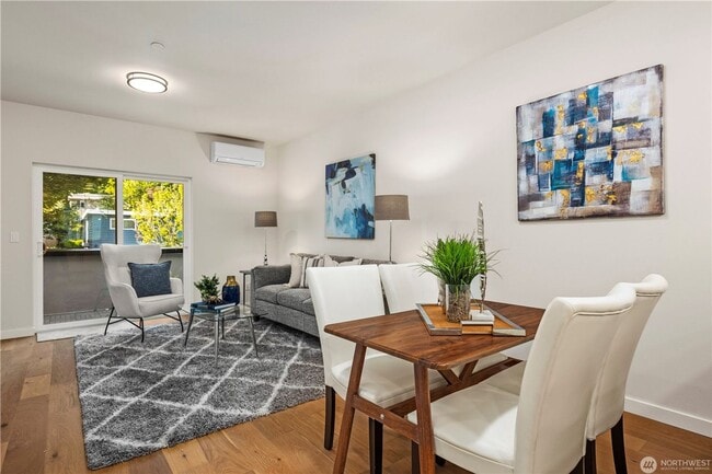 Building Photo - 105 NW 39th St