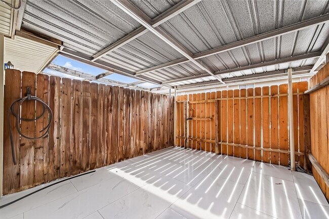 Building Photo - 6649 De Moss Dr