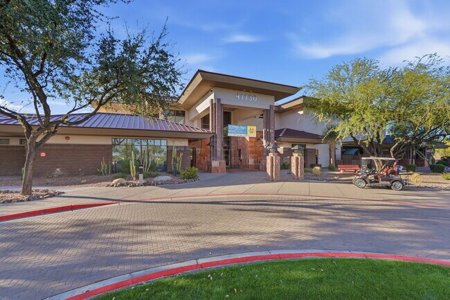 Building Photo - 1711 W Twain Ct