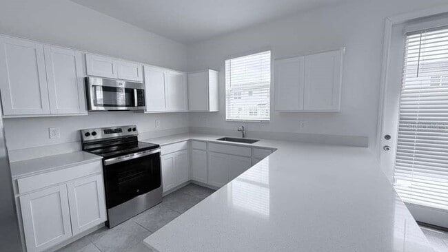 Building Photo - 207 Bogey Dr