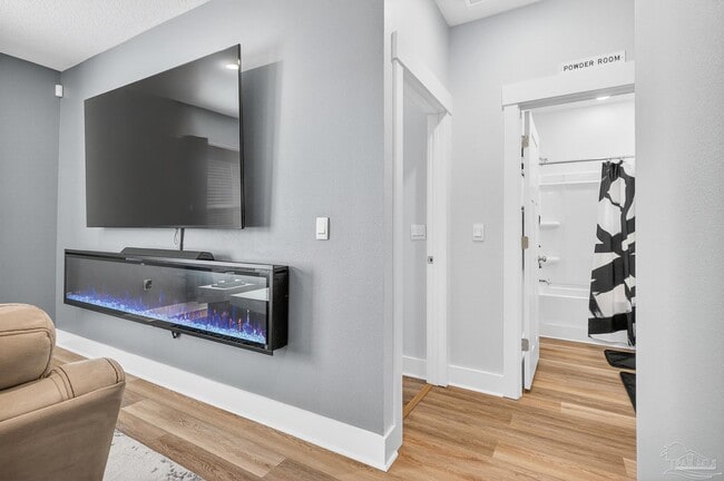 Building Photo - 6076 Rutherford Lp