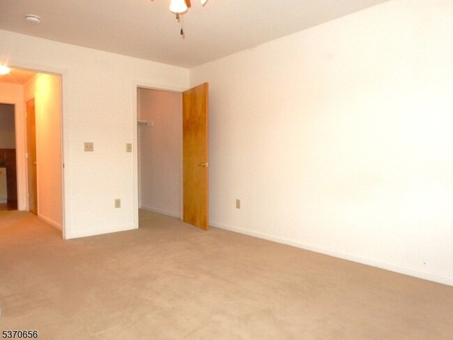 Building Photo - 59 Jane Dr