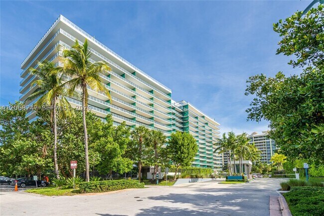 Building Photo - 360 Ocean Dr