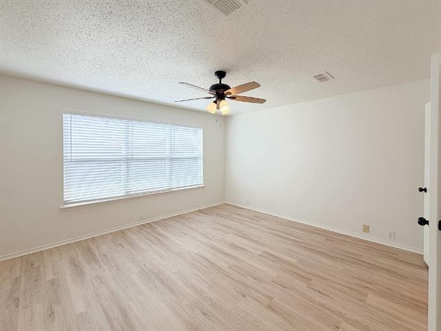 Building Photo - 8516 Auburn Dr