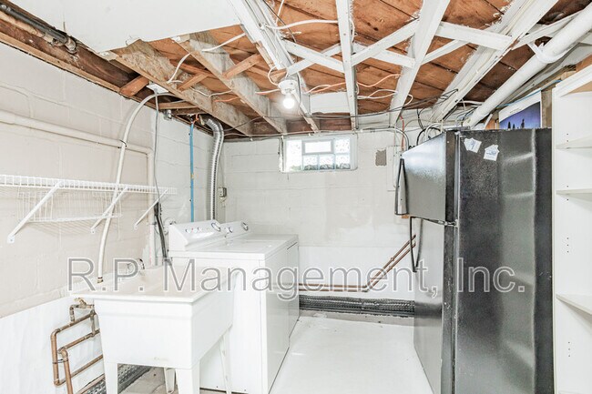 Building Photo - 1629 Watson Ave