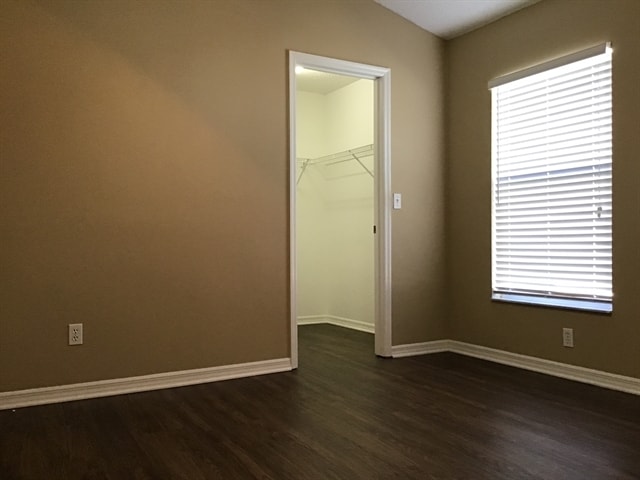 Building Photo - 2238 Holly Ridge Dr