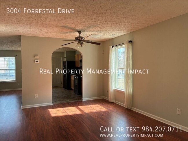 Building Photo - 3004 Forrestal Dr