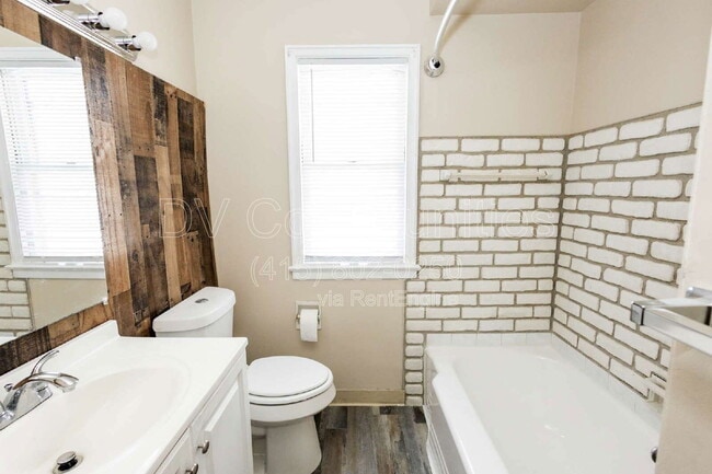 Building Photo - 14147 Pease Rd