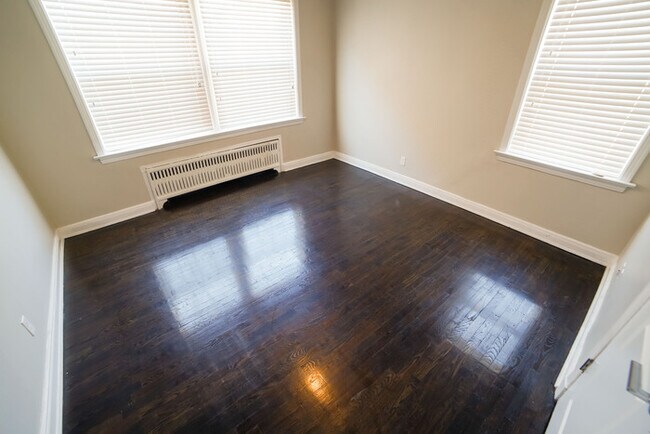 Building Photo - Moorlands Neighborhood in Clayton!