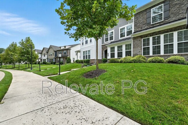 Building Photo - 4028 Rivermere Ln