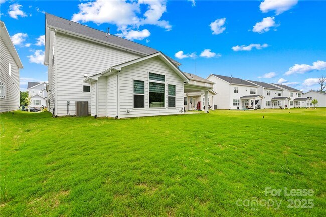 Building Photo - 6104 Balham Ct