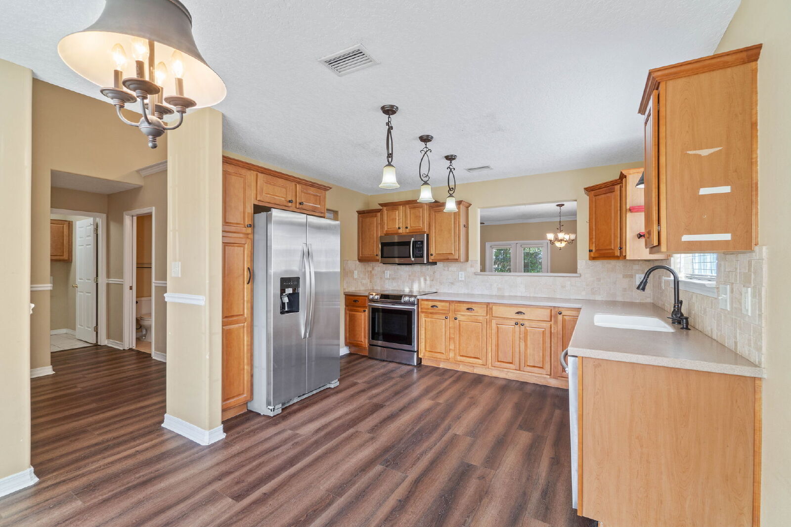 Building Photo - 1946 Kadima Cir