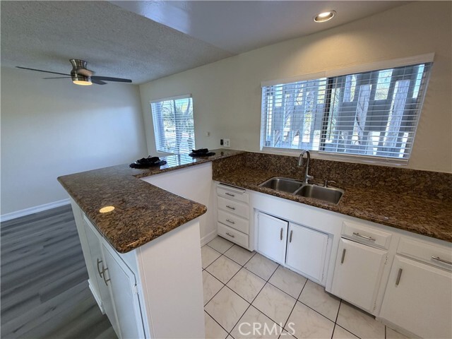 Building Photo - 931 W 19th St