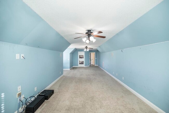 Building Photo - 201 Running Creek Dr