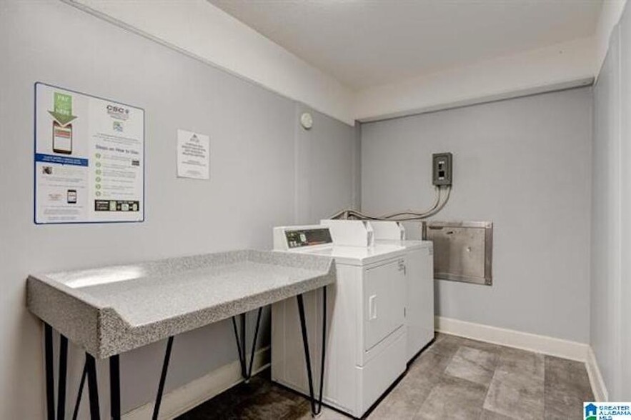 Laundry Room - 2625 Highland Ave S