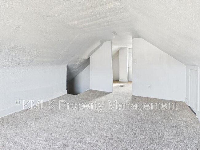 Building Photo - 2337 15th St SW