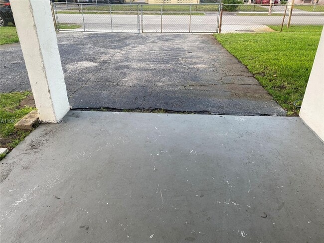 Building Photo - 3444 NW 4th Ct