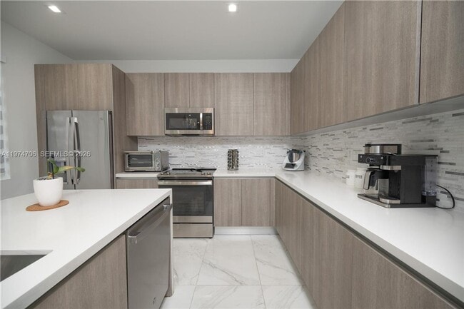 Building Photo - 10366 NW 68th Terrace