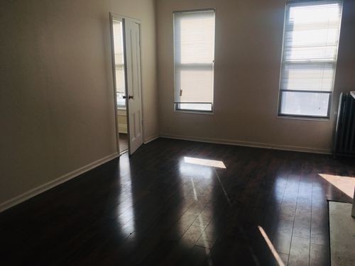 Building Photo - 343 54th St